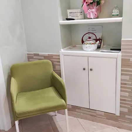 Semesterbostad Domus Elegans In Centro *