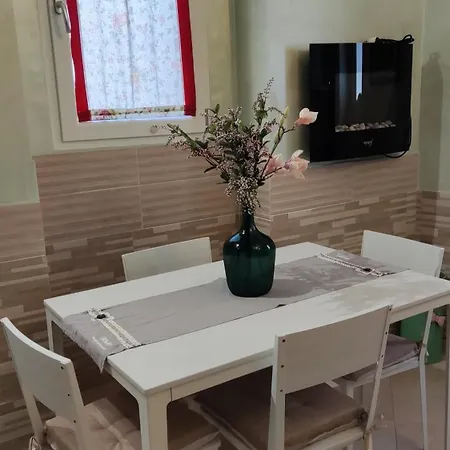 Domus Elegans In Centro Holiday home Manfredonia