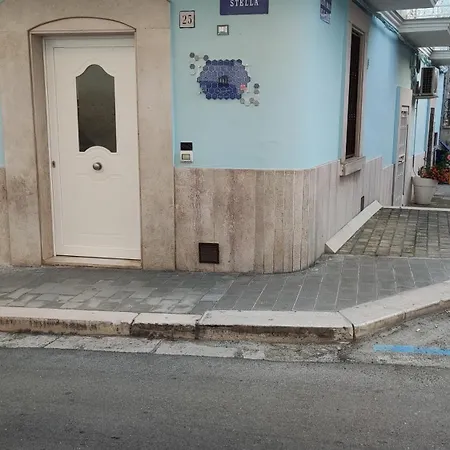 Semesterbostad Domus Elegans In Centro